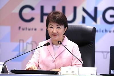 中市法制局推智慧化法律服務-盧市長-智慧化與溫暖關懷並進-守護市民權益