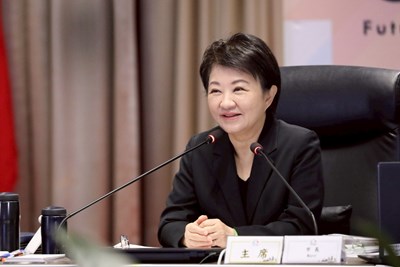 溫馨迎接母親節-德芙蘭國小奪冠添喜訊-美村園區啟動老照片徵集-盧市長-多陪媽媽-關心健康
