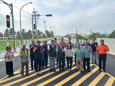 01-斥資3-693萬大甲區東一街新闢道路通車-中市建設局打通幼獅工業區聯外瓶頸_0