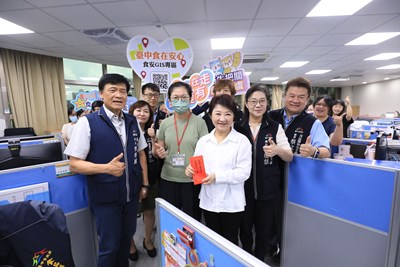 食安沒有僥倖-中市府堅持-寧嚴勿鬆-守護供膳安全-盧市長親慰勉第一線同仁