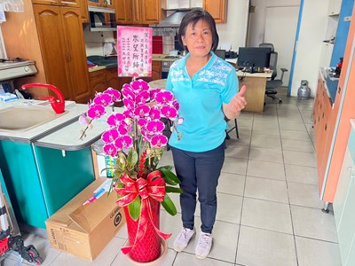 超過四成里別同額競選-台中255位里長候選人-眾望所歸-中市府贈花禮肯定基層付出