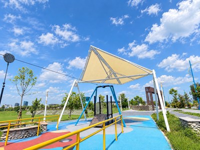 南屯樂田公園-降溫-有感-再增特色陽光公廁-中市投入逾2-000萬元優化公園休憩空間